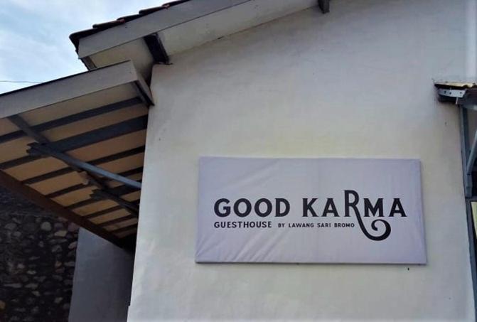 Good Karma Bromo Guesthouse エクステリア 写真