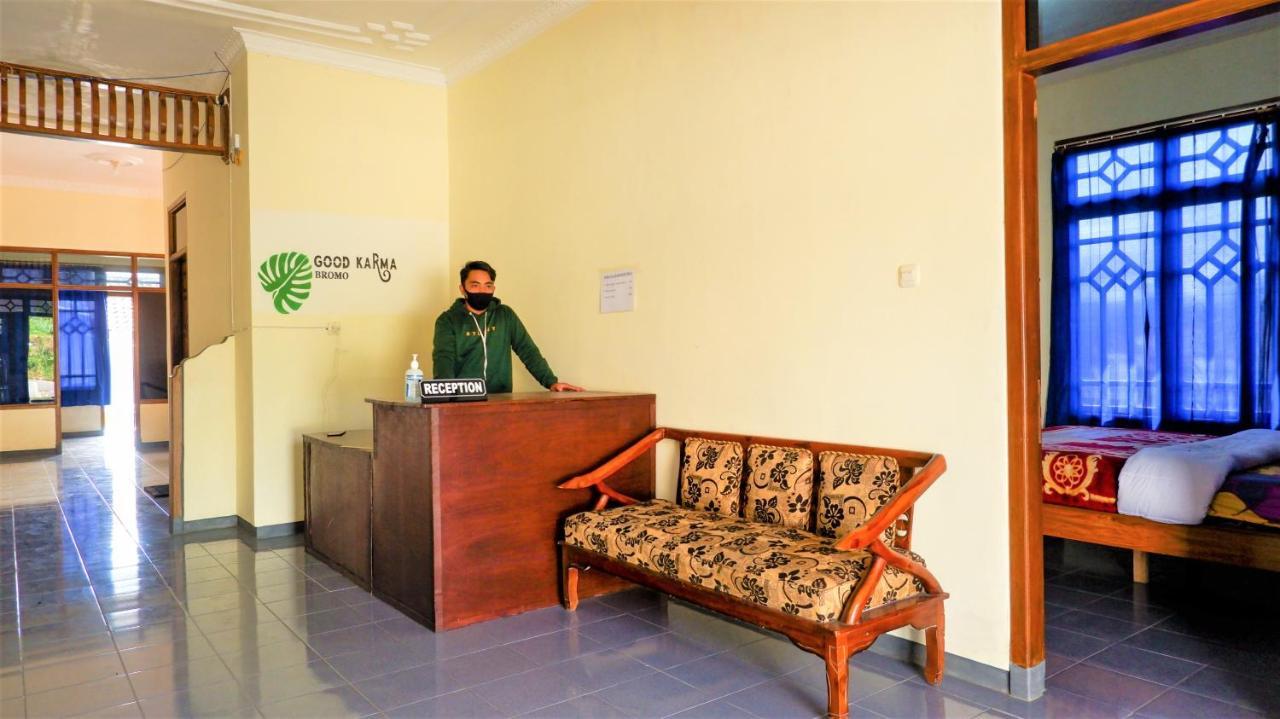 Good Karma Bromo Guesthouse エクステリア 写真