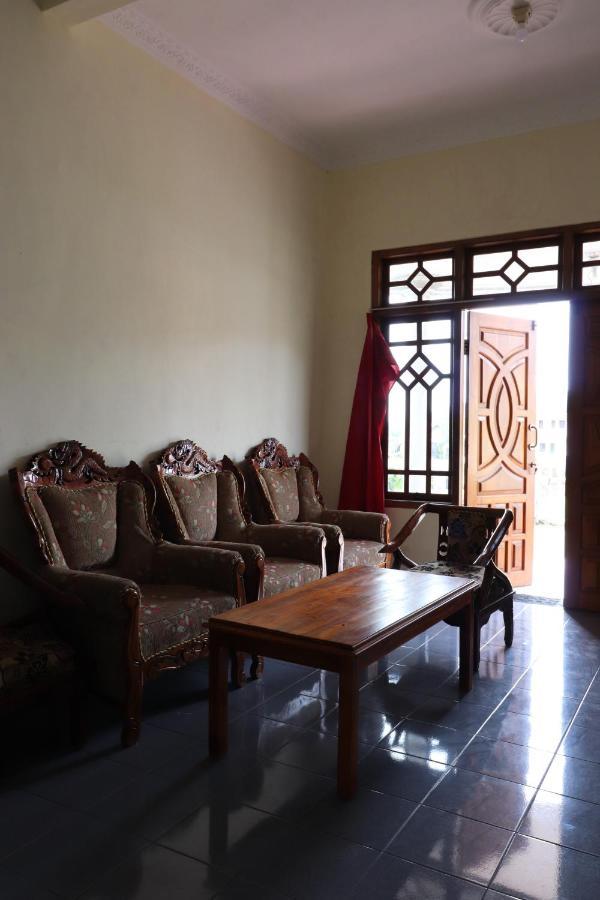 Good Karma Bromo Guesthouse エクステリア 写真